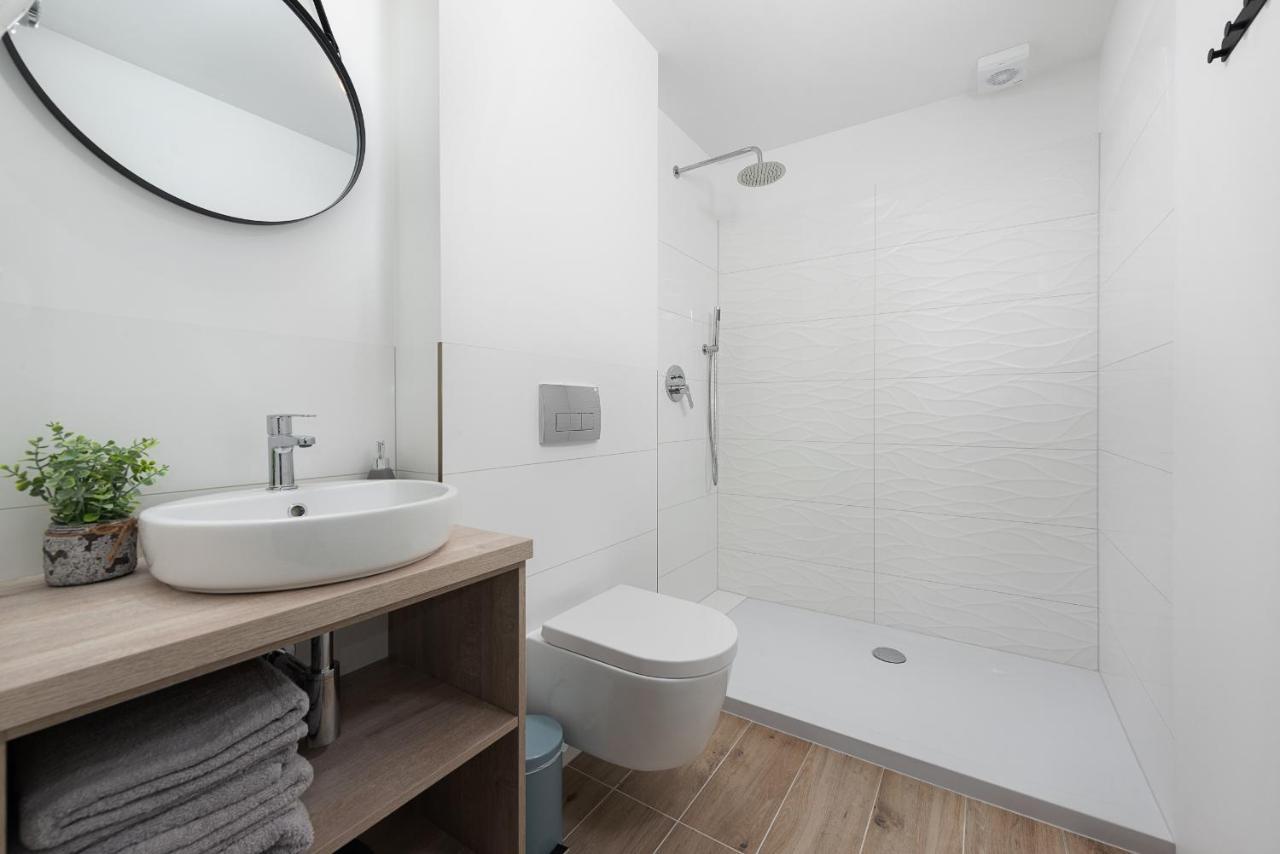 Róża Bałtyku - Apartamenty i Pokoje Dębki Exterior foto
